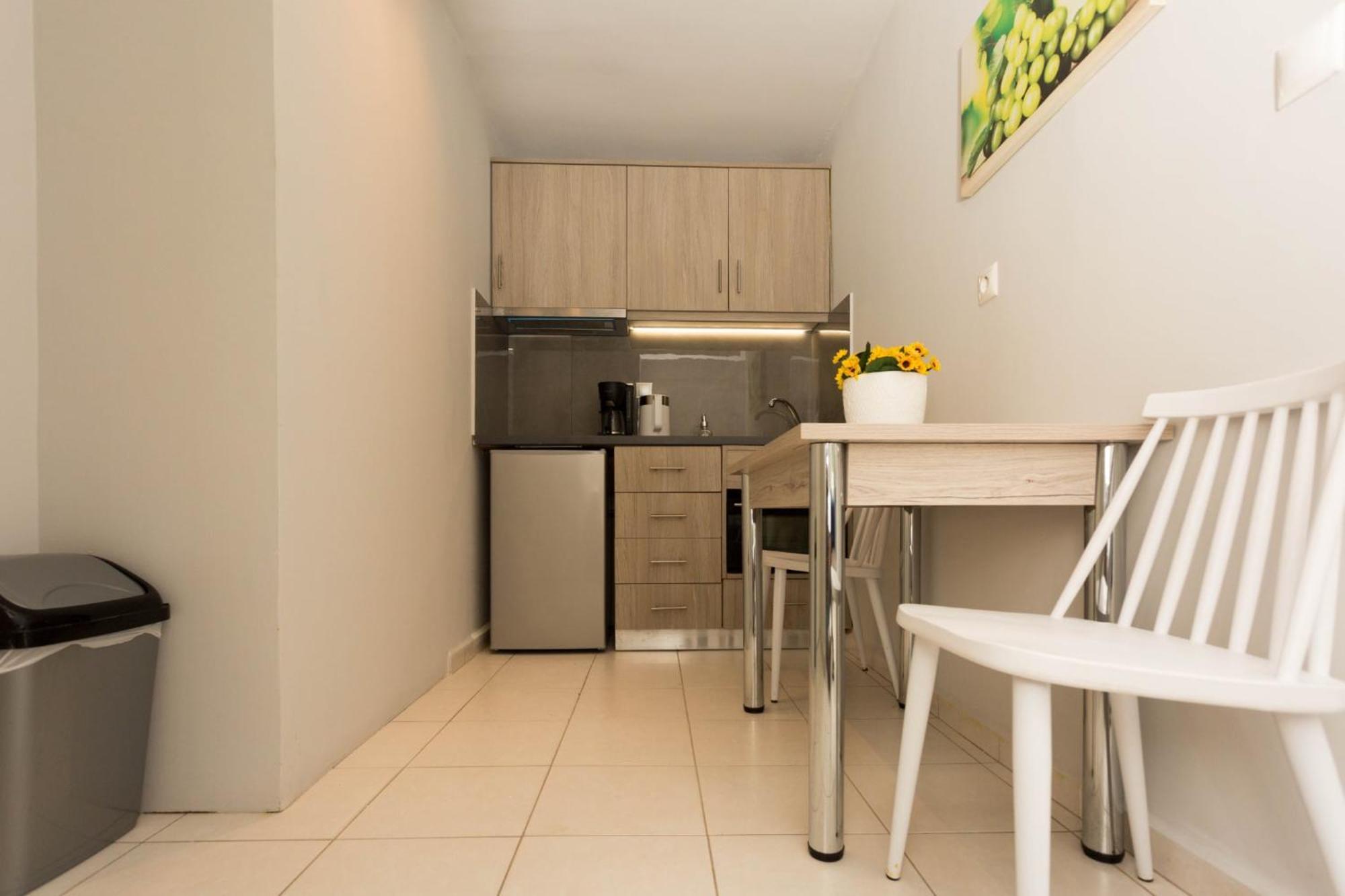 Eleni Apartament